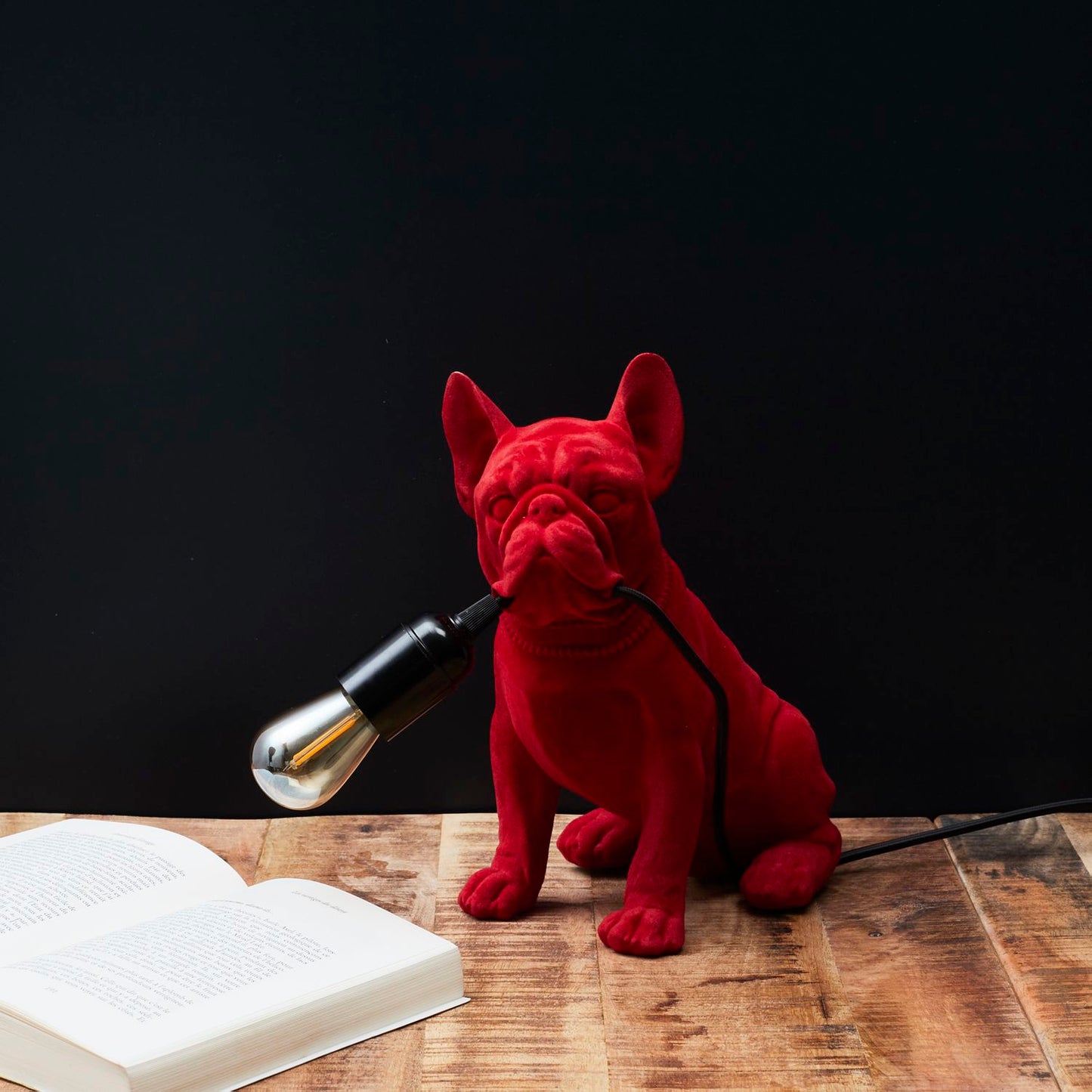 LAMPE BOULEDOGUE RED VELVET